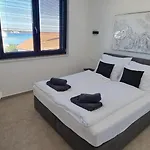 Apartman Dinary Penthouse Vir