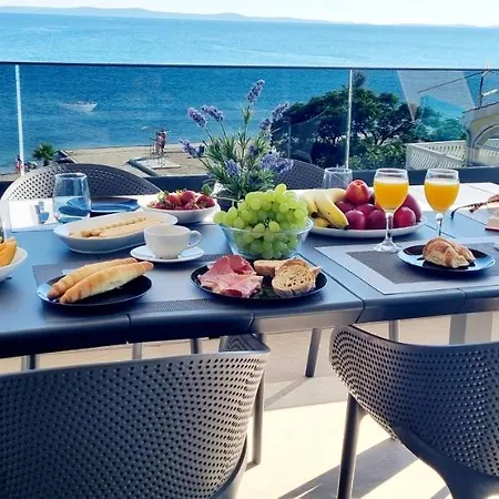 Dinary Penthouse Apartman Vir