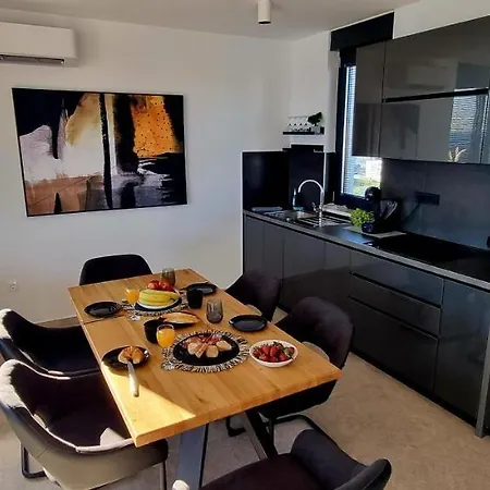 Apartman Dinary Penthouse
