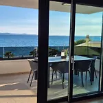 Dinary Penthouse Apartment Vir