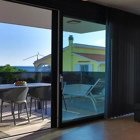 Dinary Penthouse Appartement *