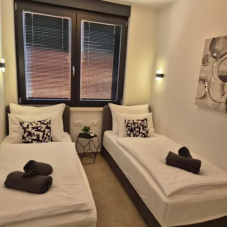 Apartment Dinary Penthouse *