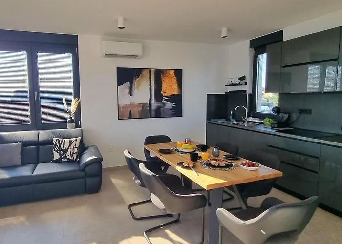 Dinary Penthouse Apartman