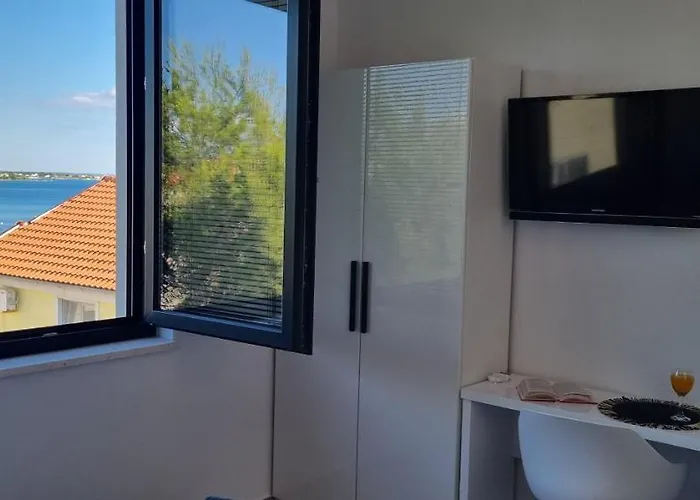 Apartman Dinary Penthouse Vir