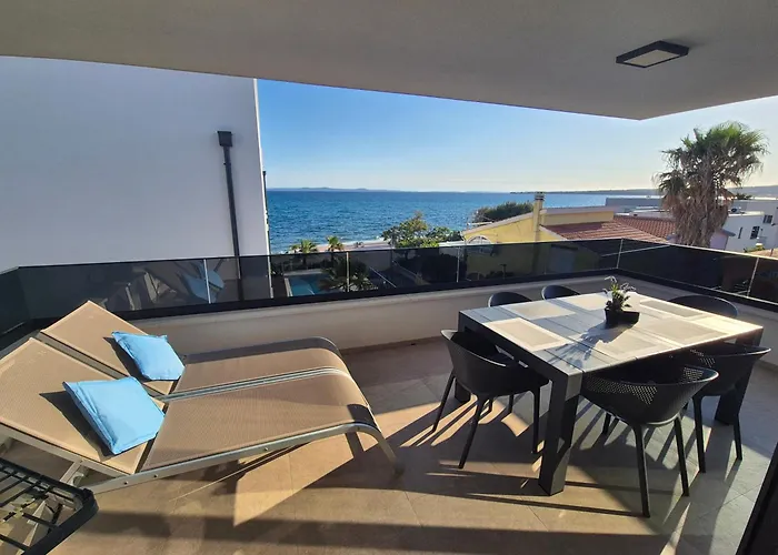 Dinary Penthouse
